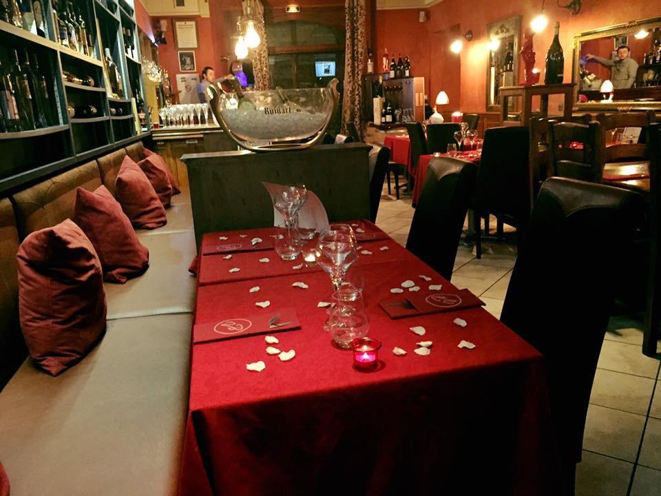 Le Vieux Bistrot 호텔 Cabrières-dʼAvignon 외부 사진